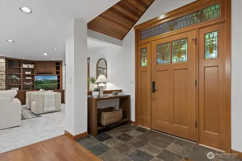 1555 Wildwood Boulevard SW Issaquah WA 98027
