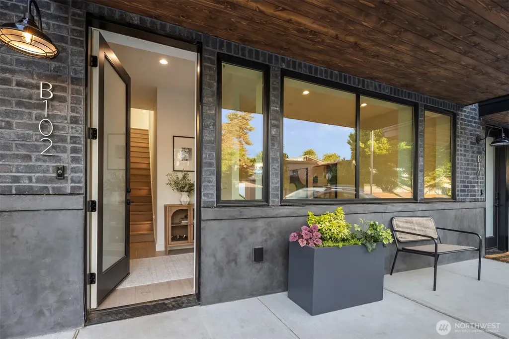 614 5th Avenue S Edmonds WA 98020