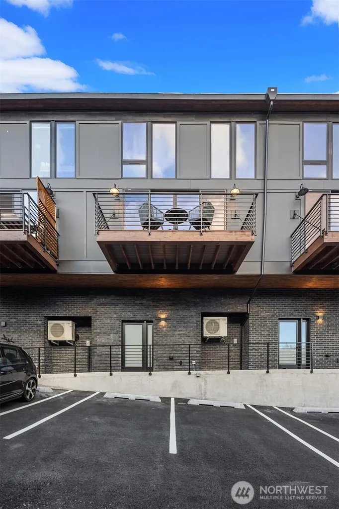614 5th Avenue S Edmonds WA 98020