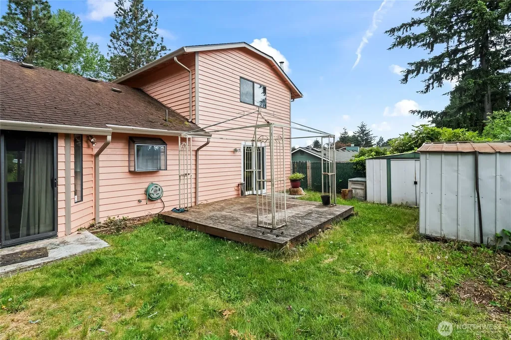 5018 301st Drive S Auburn WA 98001