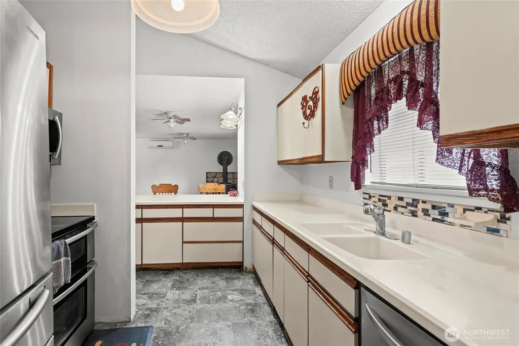5018 301st Drive S Auburn WA 98001