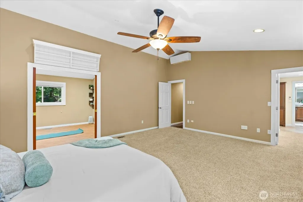 23811 NE 43rd Street Redmond WA 98053
