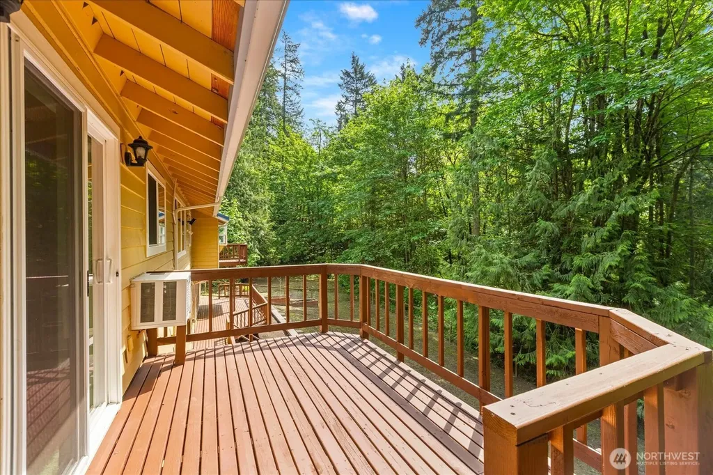 23811 NE 43rd Street Redmond WA 98053