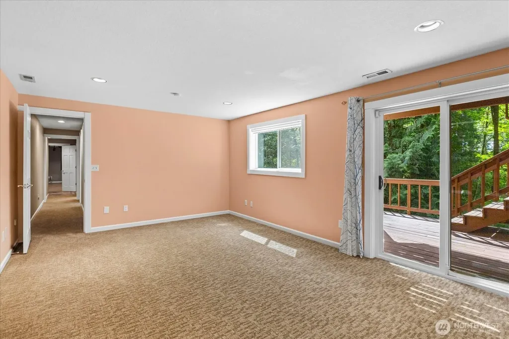 23811 NE 43rd Street Redmond WA 98053