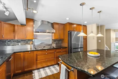 23811 NE 43rd Street Redmond WA 98053