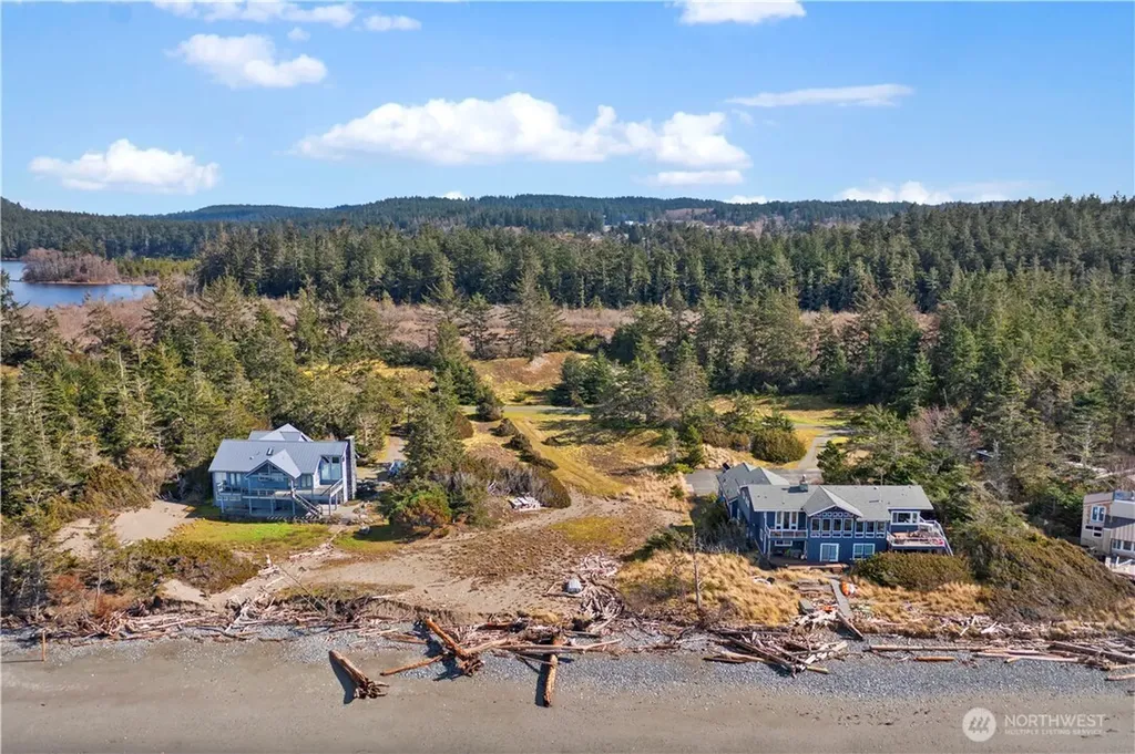38 Surfcrest Drive Oak Harbor WA 98277