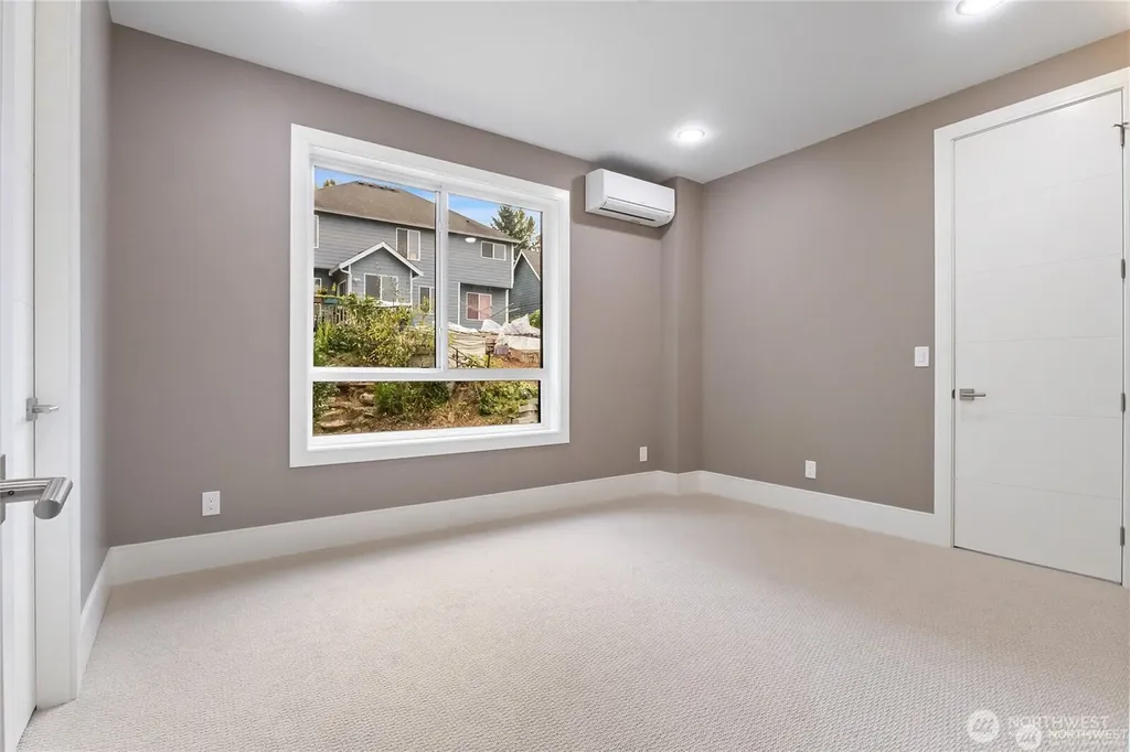 4413 NE 26 Place Renton WA 98059