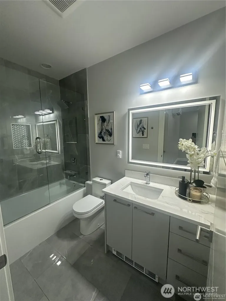 4413 NE 26 Place Renton WA 98059