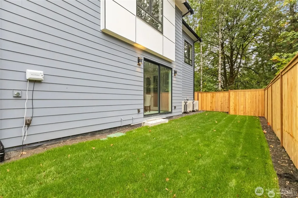 4413 NE 26 Place Renton WA 98059