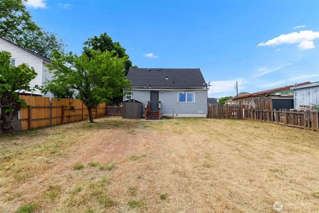 811 Cascade Street Wenatchee WA 98801