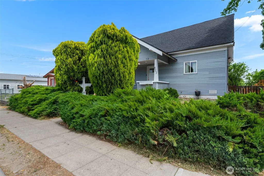 811 Cascade Street Wenatchee WA 98801