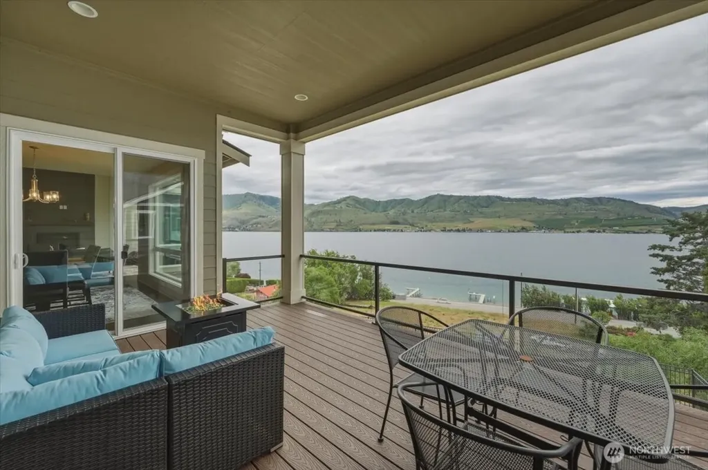 112 Mayer Drive Chelan WA 98816