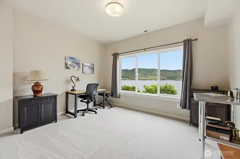 112 Mayer Drive Chelan WA 98816