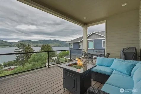 112 Mayer Drive Chelan WA 98816
