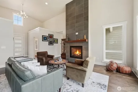 112 Mayer Drive Chelan WA 98816