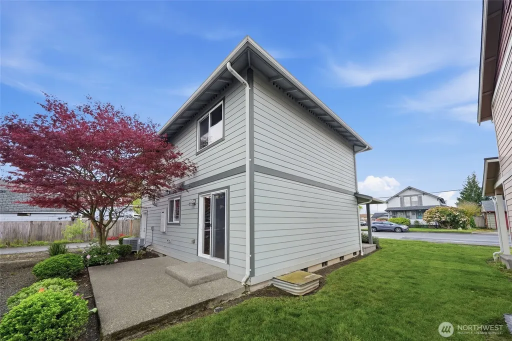1721 Langdon Street Sumner WA 98390