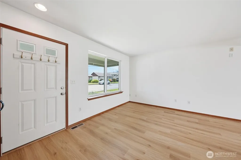 1721 Langdon Street Sumner WA 98390