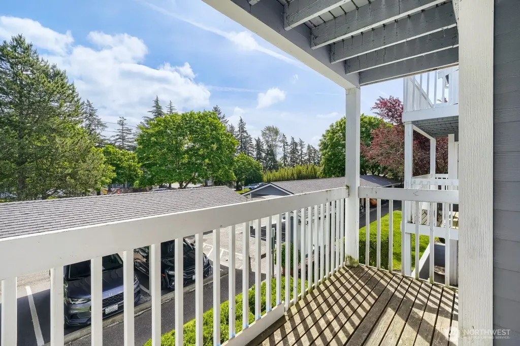 22831 S 30 Avenue S Des Moines WA 98198