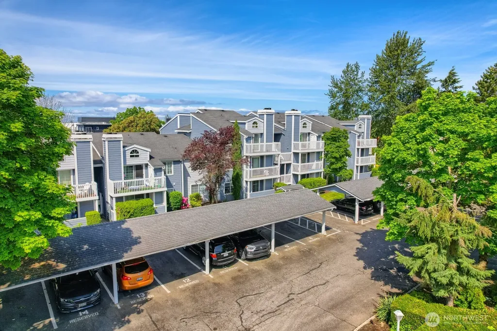 22831 S 30 Avenue S Des Moines WA 98198