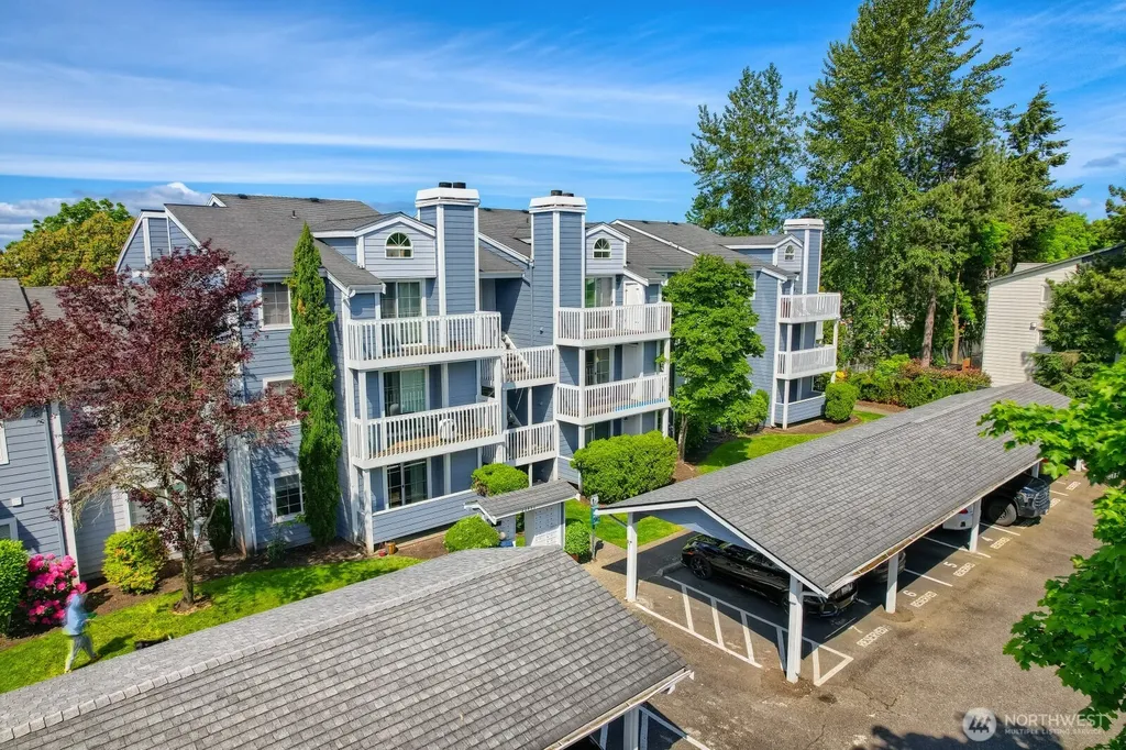 22831 S 30 Avenue S Des Moines WA 98198