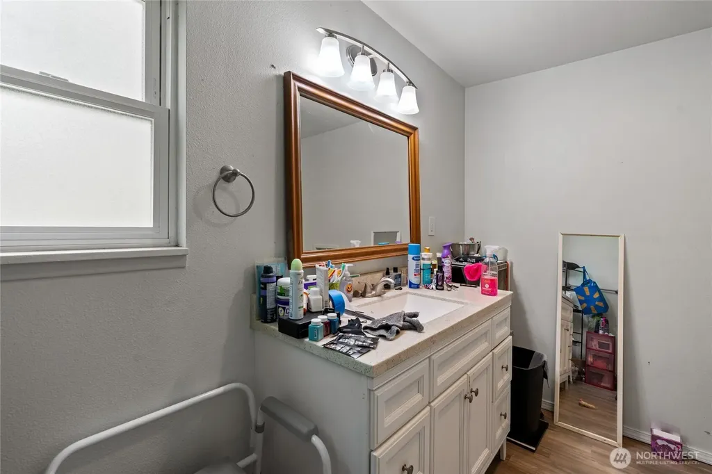 422 336th Street E Roy WA 98580