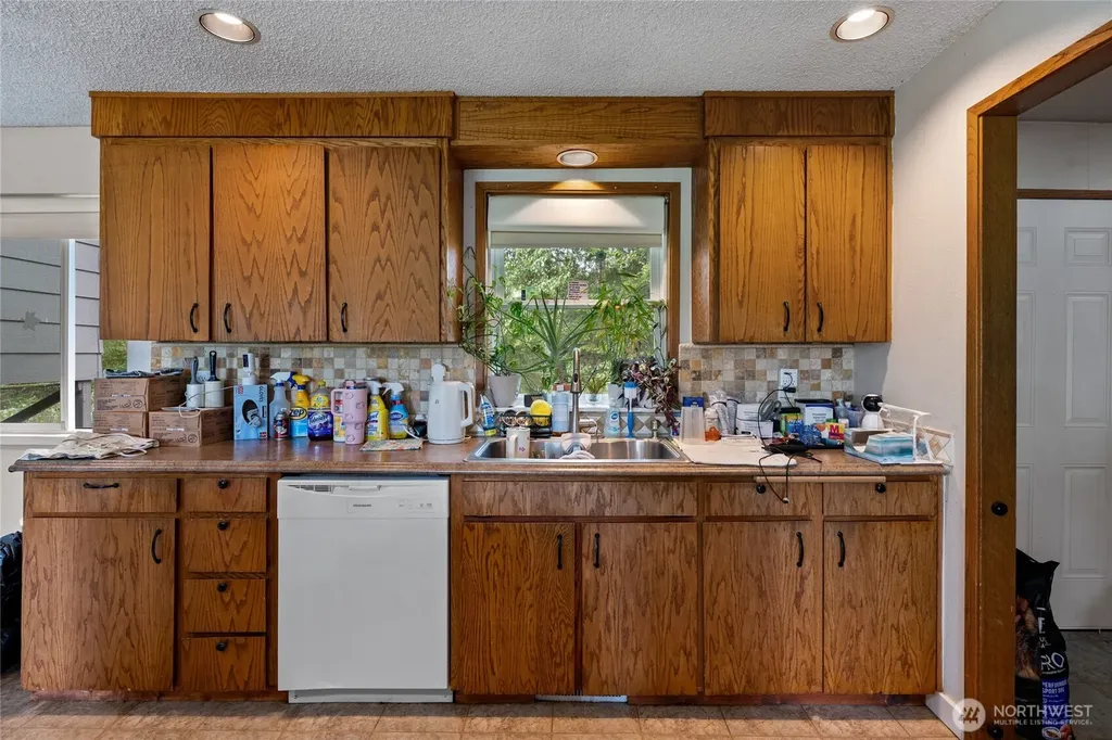 422 336th Street E Roy WA 98580