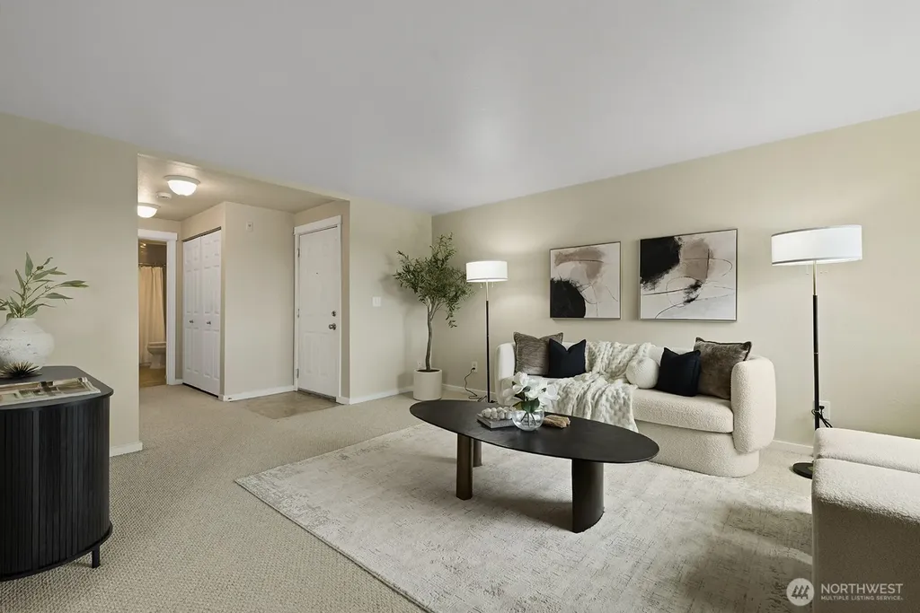 3815 SE 131st Lane SE Bellevue WA 98006