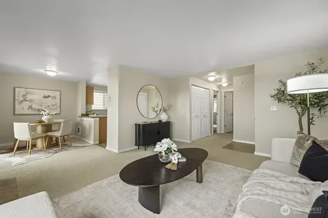 3815 SE 131st Lane SE Bellevue WA 98006