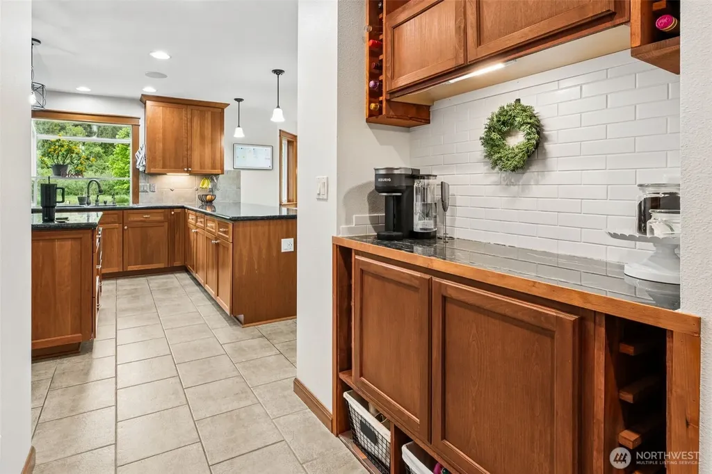 4919 Parker Road E Sumner WA 98390