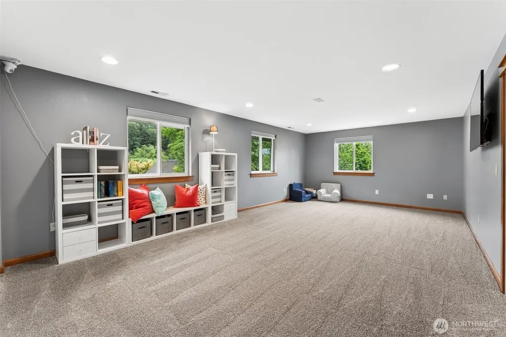 4919 Parker Road E Sumner WA 98390