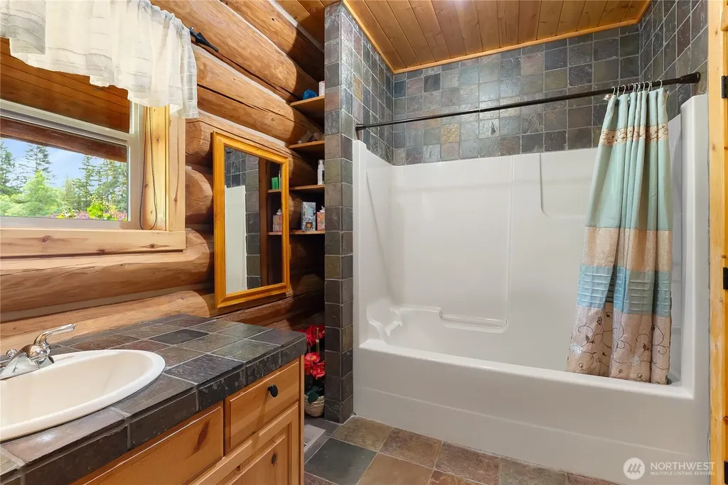 8443 Kickerville Road Blaine WA 98230