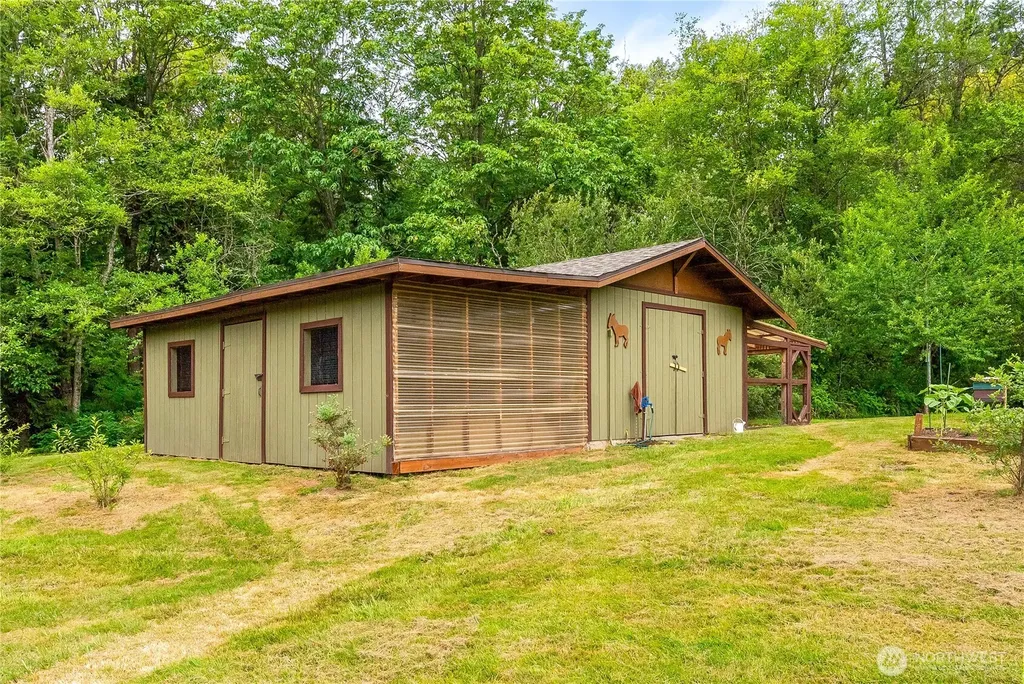 8443 Kickerville Road Blaine WA 98230