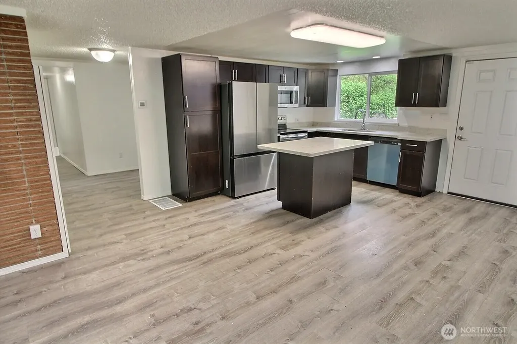 22512 SE 218th Street Maple Valley WA 98038