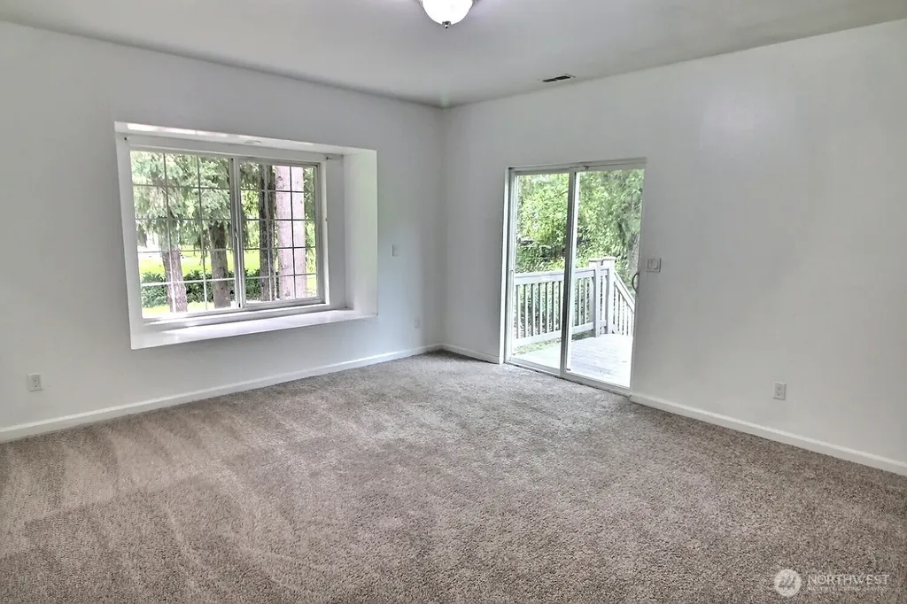 22512 SE 218th Street Maple Valley WA 98038