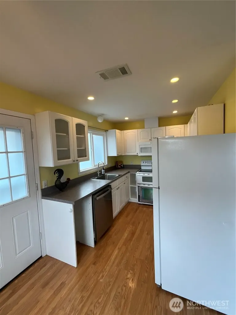 6516 93rd Street SW Lakewood WA 98499