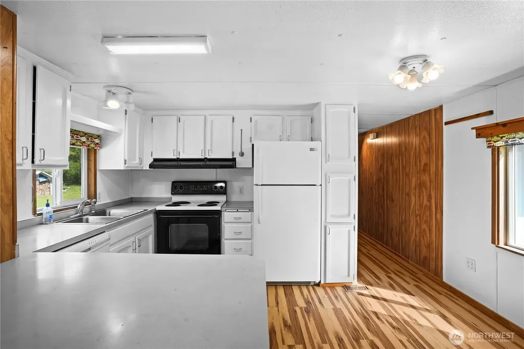 2550 SW Youwood Way Port Orchard WA 98367