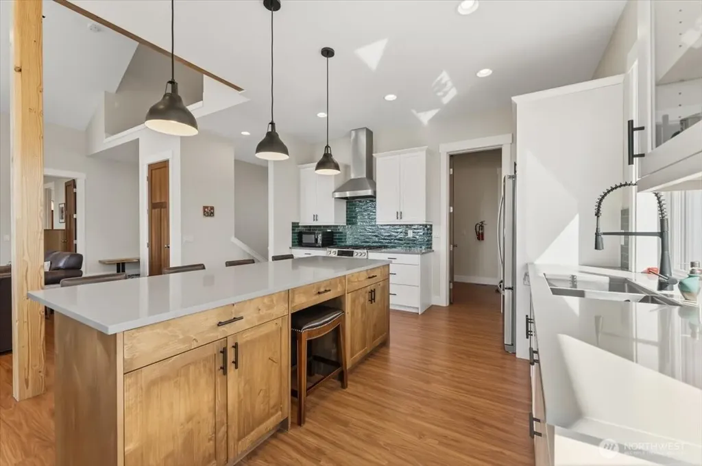 1114 Blazing Star Lane Chelan WA 98816