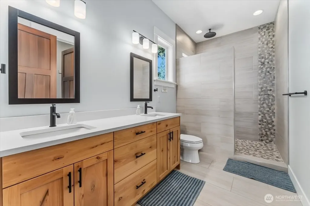 1114 Blazing Star Lane Chelan WA 98816