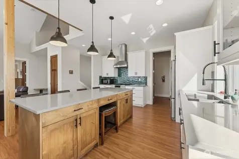 1114 Blazing Star Lane Chelan WA 98816