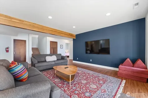 1114 Blazing Star Lane Chelan WA 98816