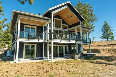1114 Blazing Star Lane Chelan WA 98816