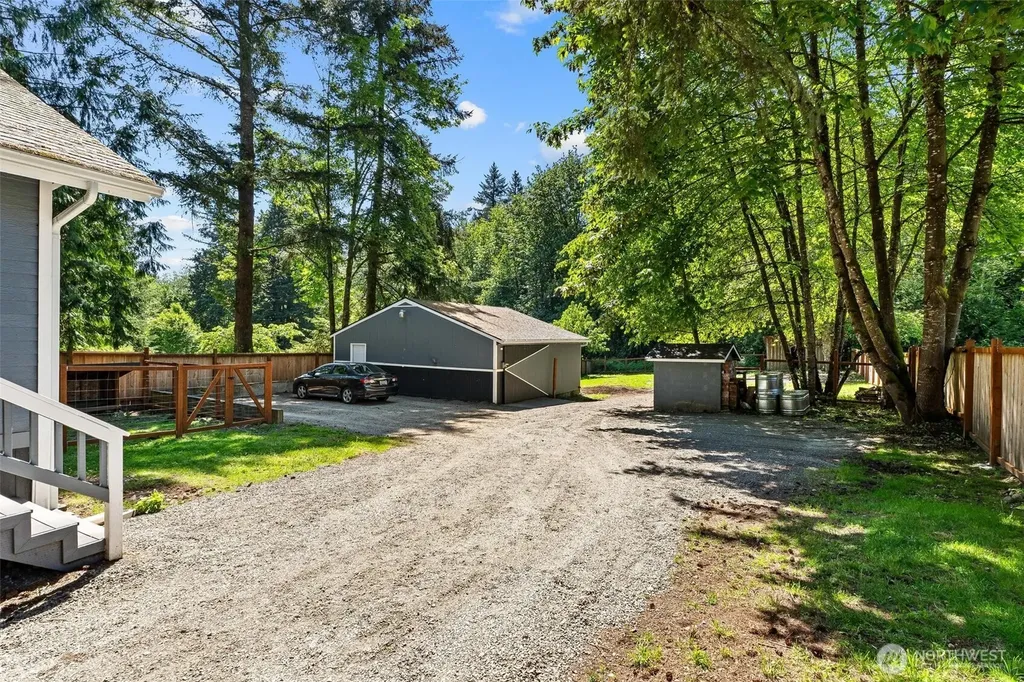 18925 276th Avenue SE Issaquah WA 98027