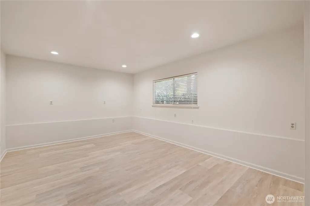 17534 161st Avenue SE Renton WA 98058