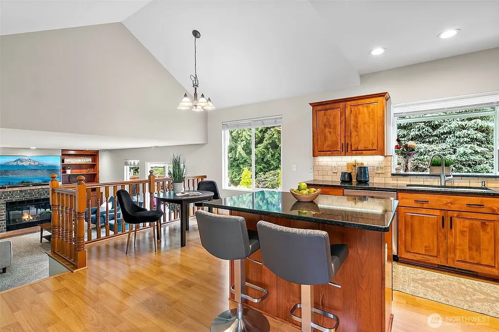 5518 Highland Drive SE Auburn WA 98092