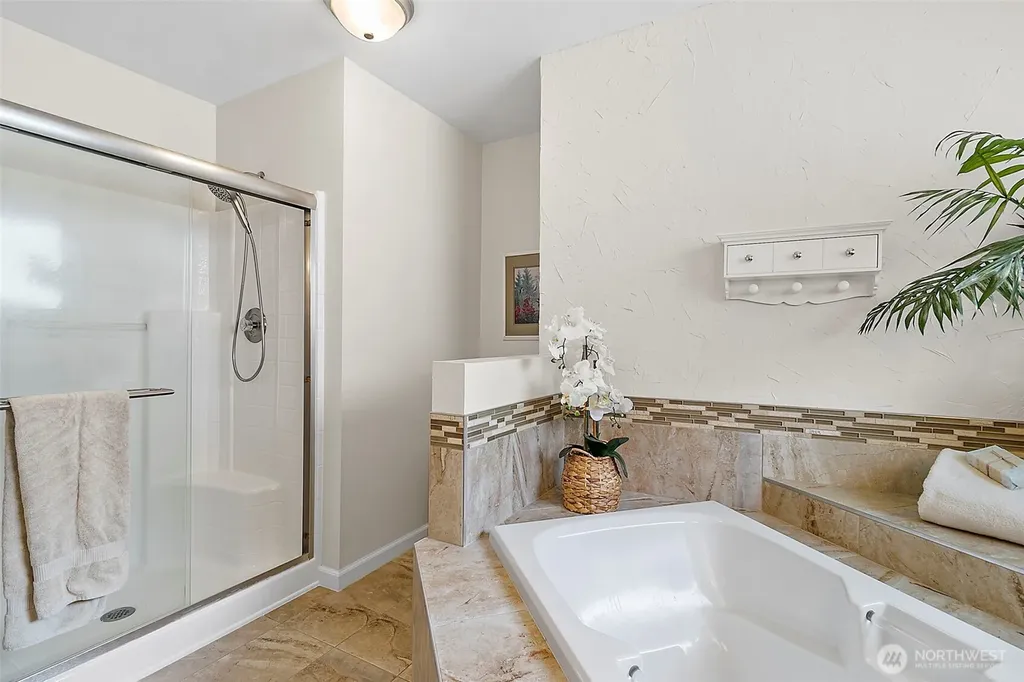5518 Highland Drive SE Auburn WA 98092