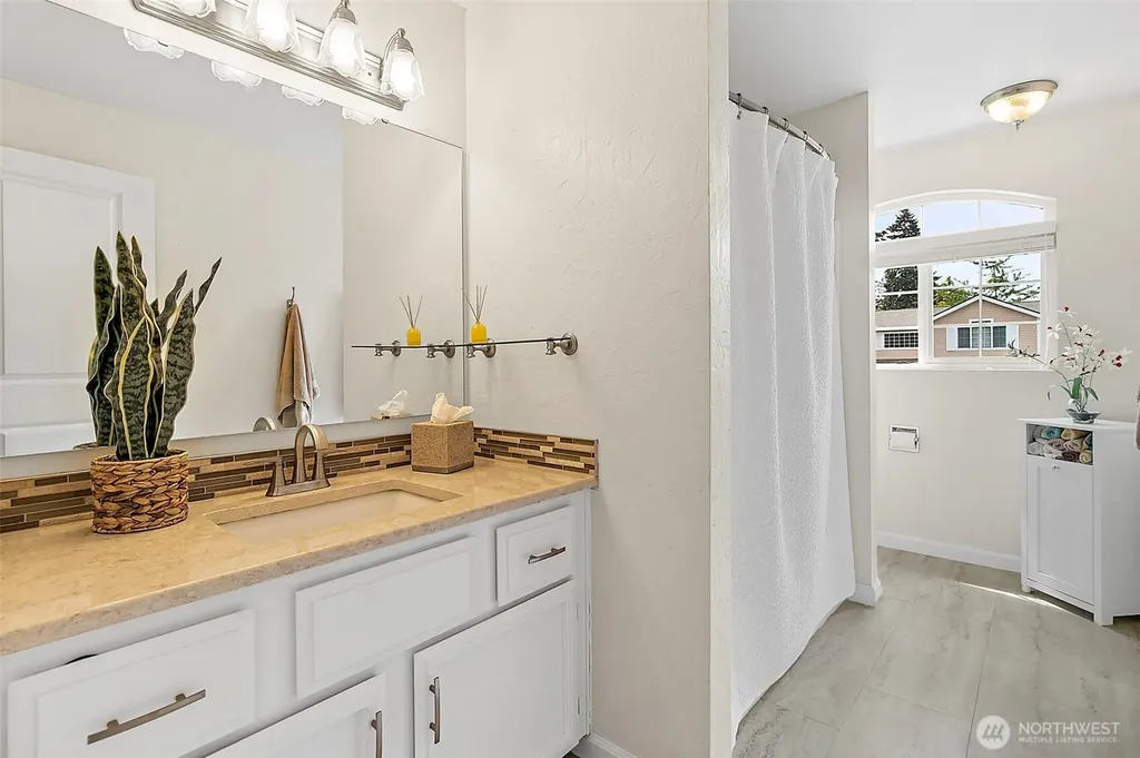 5518 Highland Drive SE Auburn WA 98092