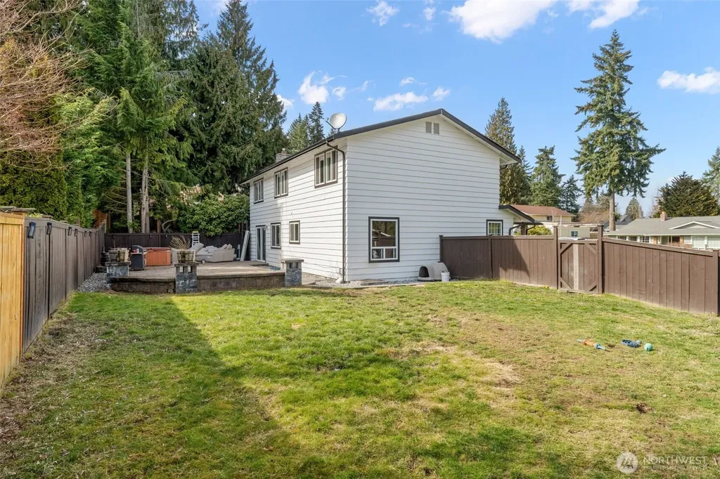 6302 81st Street E Puyallup WA 98371