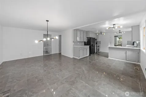 6302 81st Street E Puyallup WA 98371