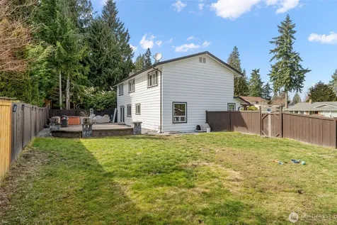 6302 81st Street E Puyallup WA 98371
