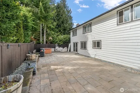 6302 81st Street E Puyallup WA 98371